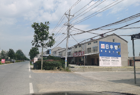 武定如何能保证墙体广告的醒目性？